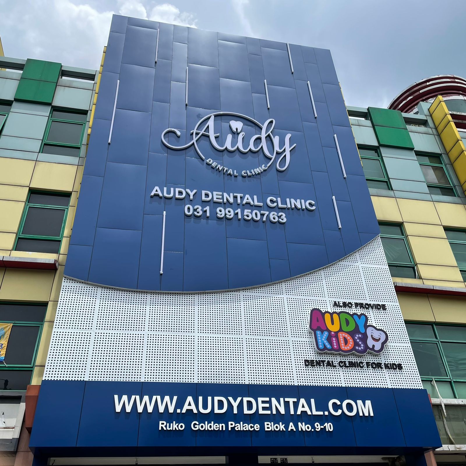 AUDY Dental Surabaya