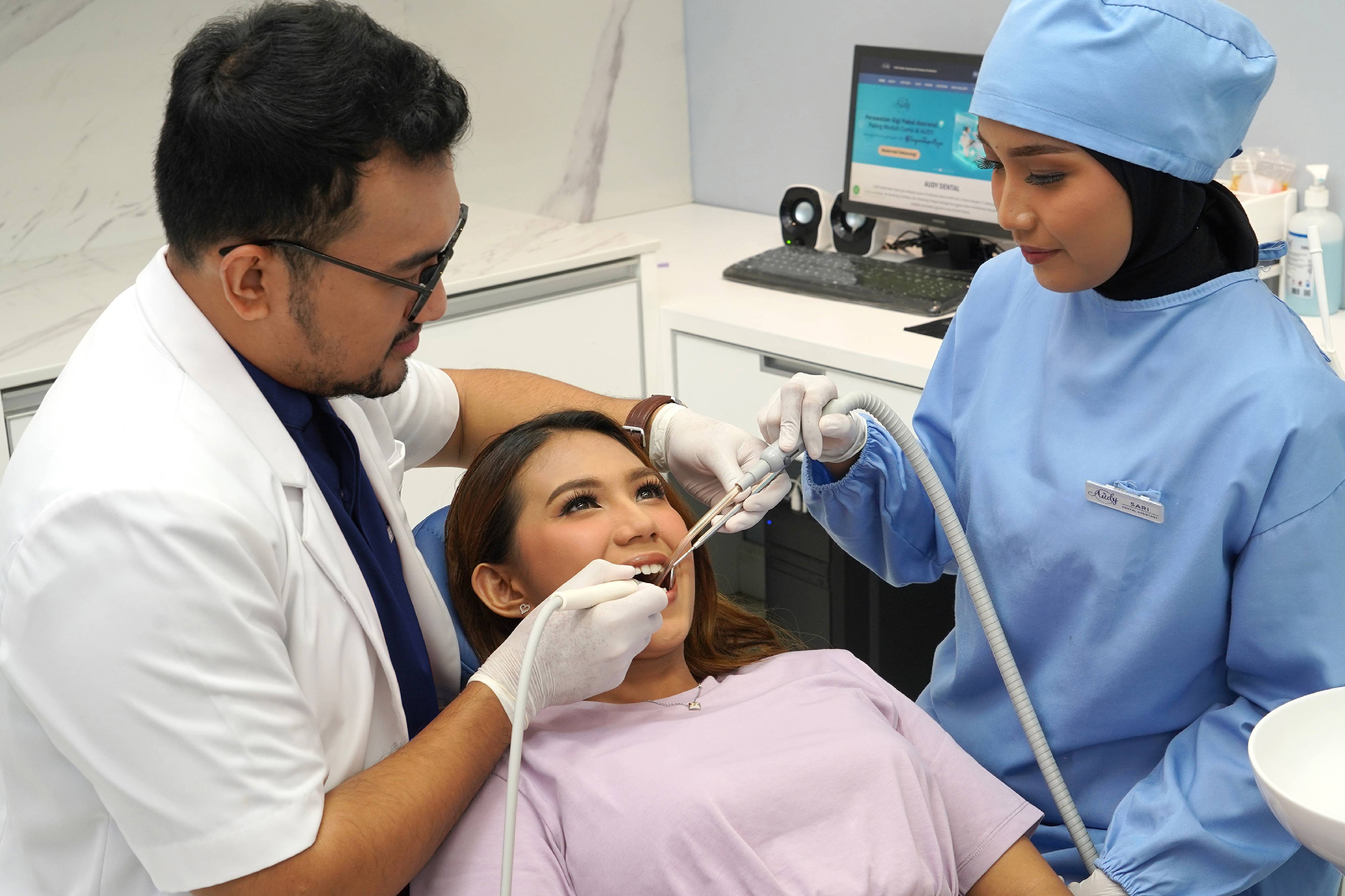 Cari Scaling Gigi di Semarang? ke AUDY Dental Aja!